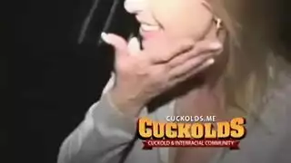 الديوث يرقب زوجته