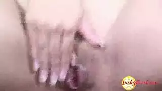 جميلة سمراء تمارس جنس جماعي مع قذف داخلي