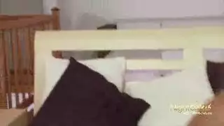 اخن فرجها: املأه بقضيب مختلف
