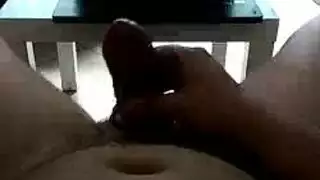 الواد بيشتم امه وهو بيعمل لها مصري
