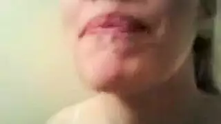 امهاتةمؤخرة كبيرة