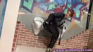 ولد بنك عمته بسبب الريحه