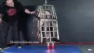 انثى وذكر قاعدين عم يحدرو سكس