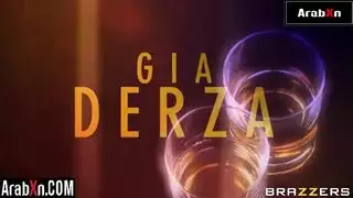 الأم تحب كس ابنتها جماعي