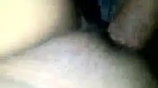 قضيب أسود نابض بسائل منوي كثيف