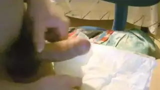 العاهرة المكتبية تمص القضيب قبل الاجتماع سكس مكتبي صريح