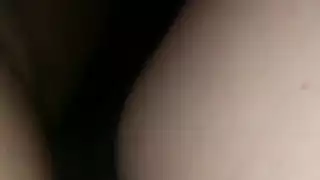 جلسة مص وجنس خارجية لأم مثيرة مع شاب