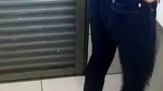 الشرج اللعنة شاب قضاء الحاجة