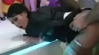 جمعية ساحرات سكرى تلتهم قضيب أسود ضخم