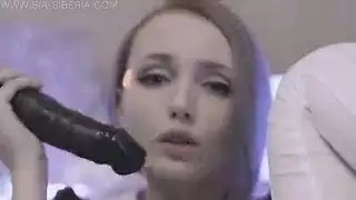 قحبة تستخدم العادة السرية غير محضوره
