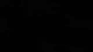 زوجة الأب الساخنة تلذذ بمهبل مراهقة شابة يقطر في جنس سحاقي صريح