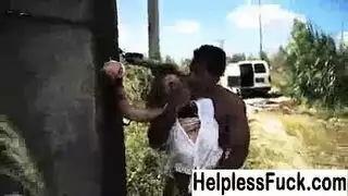 سكس عنيف شرموطه بيضاء