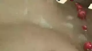 وحش الحظيرة: الحصان يركب ويملأ عاهرة شهوانية