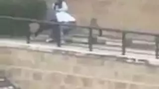 إيلاج مزدوج علني مع فتاة عربية مثيرة