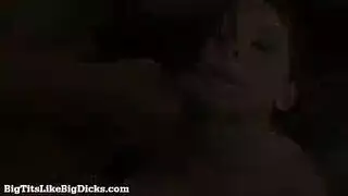 فرك ثديين بزيت ساخن ينتهي بركوب بري