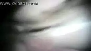 مشهد إباحي قاسي لفتاة سمراء