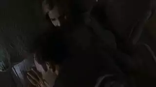 بورن عنيف: كاترينا كيف تُنَك عارية في جنوب أفريقيا