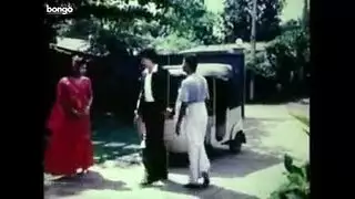 جلسة لعق شرجي في العلن تتحول إلى سمراء جامحة تمارس الجنس