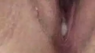 لعق البظر وجنس مخصص