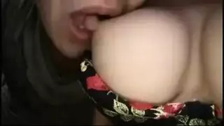 تجميع الويب إكس إكس إكس: جماعات غير مقطوعة وملكات القذف