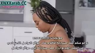 الابن ينيك الخدامة والام معا مترجم