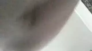 مراهق أنثوي يأخذ قضيب ضخم في مشهد شرج مكثف