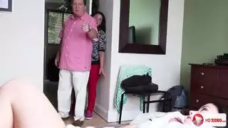 انجليناكاستور