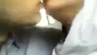 عاهات الجامعة تزامن الشفاه على قضبان صلبة كبيرة