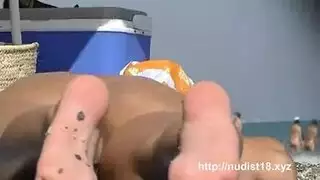 أصلع التشيكية في العام عاري الصدر