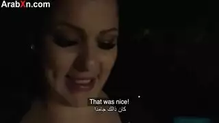 جنس خارجي صريح: ممارسة عنيفة في العراء