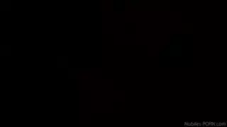 المرة الأولى لشقراء صغيرة مع جماع وجه عنيف