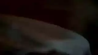 إباحية تركية مثيرة: شاب مثير ينيك صديقته على السرير