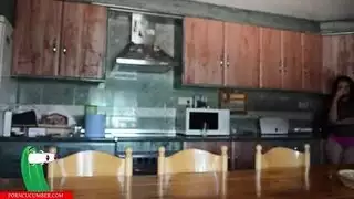 زب اصطناعي إباحية متحرك عنيف جدا جدا