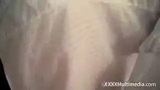 فتاة روسية جميلة تمارس سكس اقدام مثير على زب صاحبها