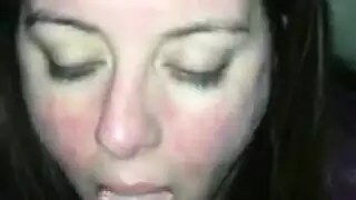 خيال مص مزدوج امرأة ناضجة تخدم فحلين