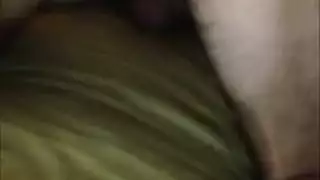 بورن مثلي صريح: عضلي شديد يضرب فتحتي الضيقة