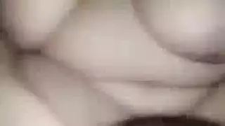 مصريه تخلع هدومهاملط