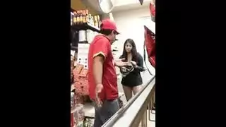 ينيك أخته غصب وعنف