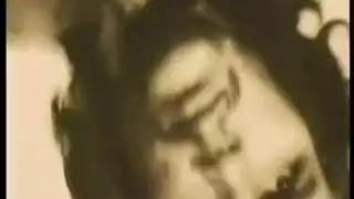 أثداء لبنانية متلألئة للجماع