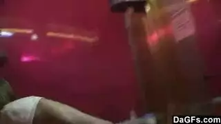 وضعية كلابي مع مؤخرة عملاقة