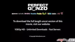 يثبت رجلته لمه