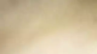 عاهرة مصرية يائسة من أجل قضيب كبير، تستمني كسها المثير
