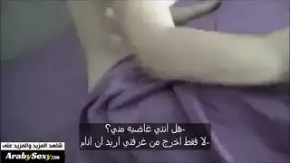 حراك إباحي في الحمام مع عاهرة جامحة