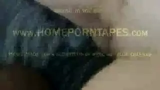 بينيكها امام صديقتها