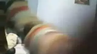 رسوم إباحية: جماع جماعي مع ممثلات عراقيات عاهرات