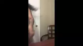 تريد ان تكون مقيدة وانت تتعذب