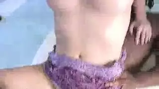شقراء تنيك جماعياً من فحول سود في مشهد إباحي ملحمي