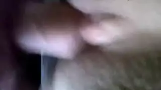 عربية شرموطة يتم ملء فرجها العاري بالسائل المنوي
