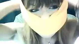 تختنق بالقضيب لإرضاء رجلها