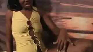 خاص بالهالوين فستان أسود ، مشد ، وسام